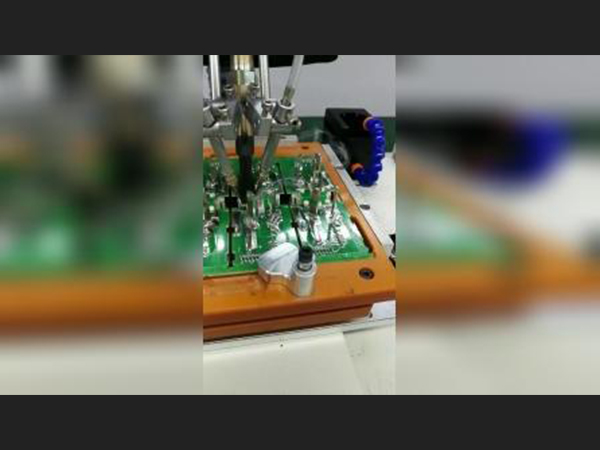 PCB板插腳焊錫